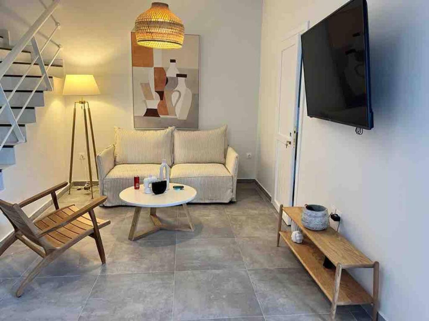 Emvatis Luxury Apartments E1 * Kythnos